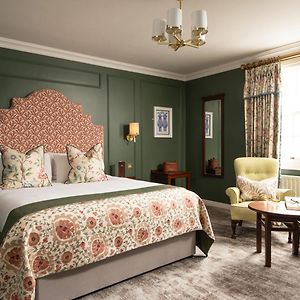 The Harbourview Hotel